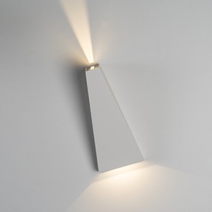  Уличный светодиодный светильник Italline 6W 3000K 15°/120° IP54 IT01-A807 white