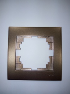  Рамка одинарная горизонтальная Lezard, серия РЭЙН цвет светло-коричневый металлик, 703-3131-146